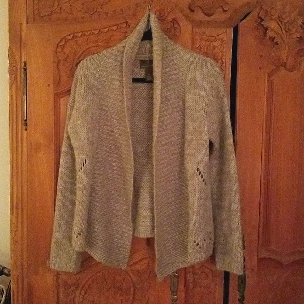 Fenn w. Mason Oatmeal crochet cardigan Medium